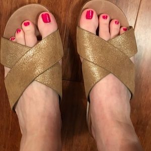 UGG KARI Sandals Size 10